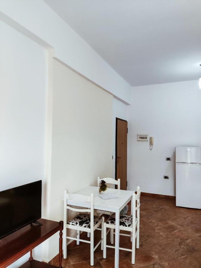 El Rio Apartments Саранда Екстер'єр фото