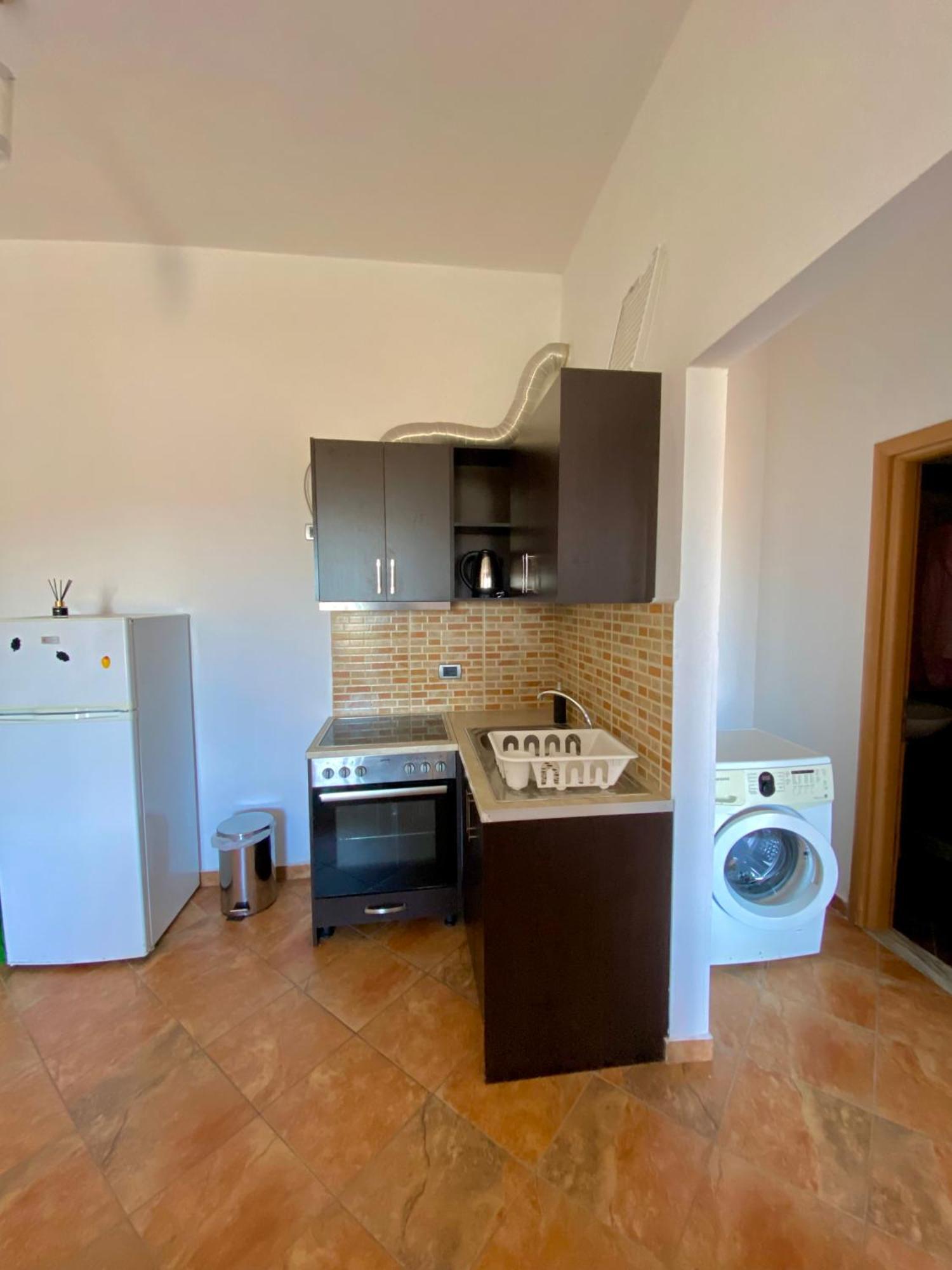 El Rio Apartments Саранда Екстер'єр фото